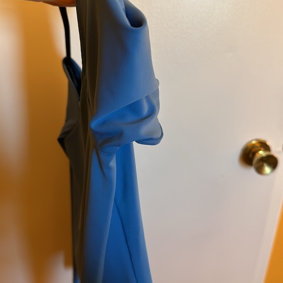 NWT Express Body Contour High Compression
Off The Shoulder Bodysuit Size Small - Picture 4 of 11